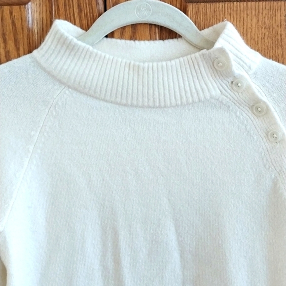 Talbots Vintage Women's Sz Petite Mock Neck Sweater Cream Color Long Sleeves - Picture 3 of 8